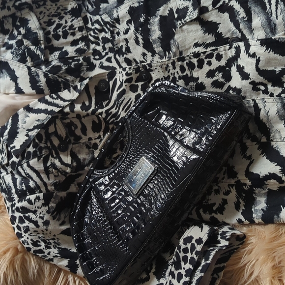 Purse - Picture 6 of 6